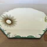 Large bevelled octagonal mirror to be placed, 1940s.