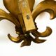 Une paire de grandes appliques murales en métal doré Fleur-de-Lis des années 1970 par Hans Kögl.