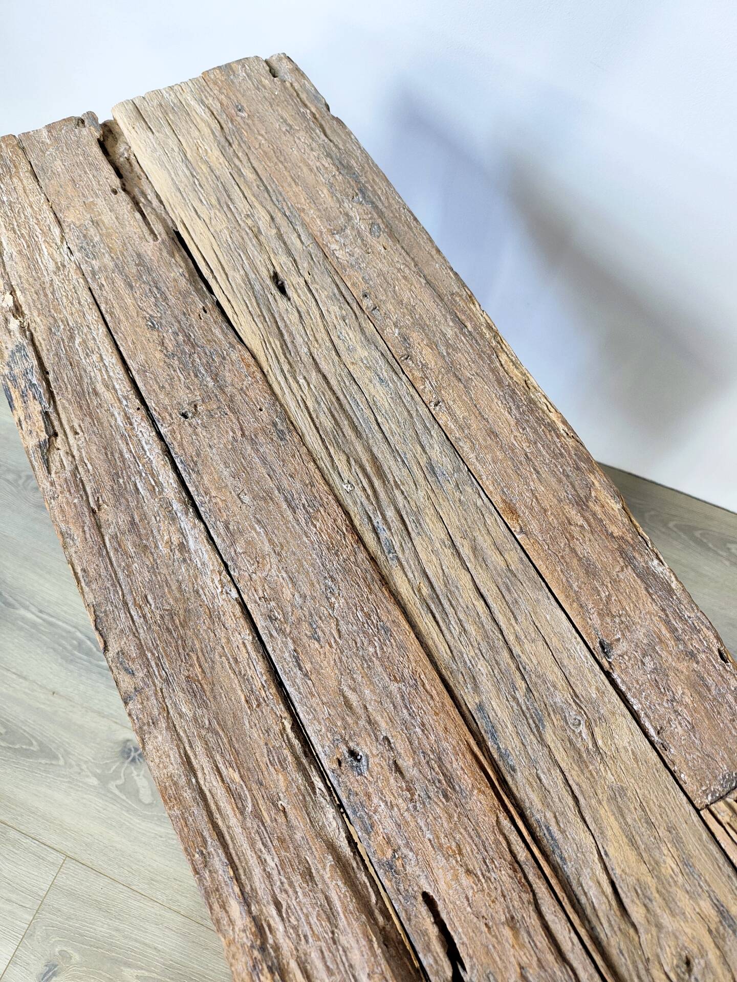 Petite console en bois brut ancien