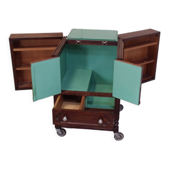 Oak rolling bar