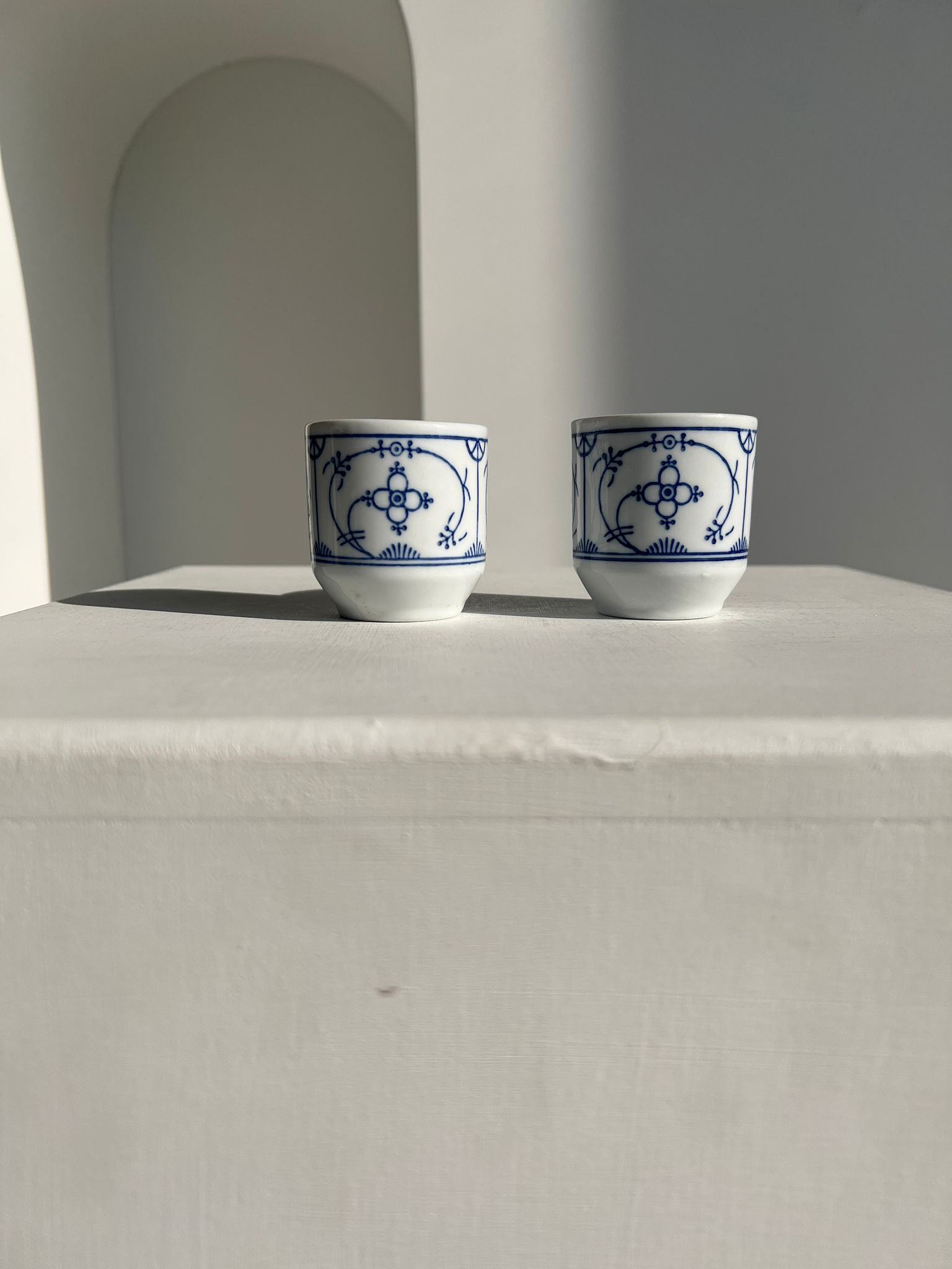 Set of 2 Scandinavian liqueur glasses or cups