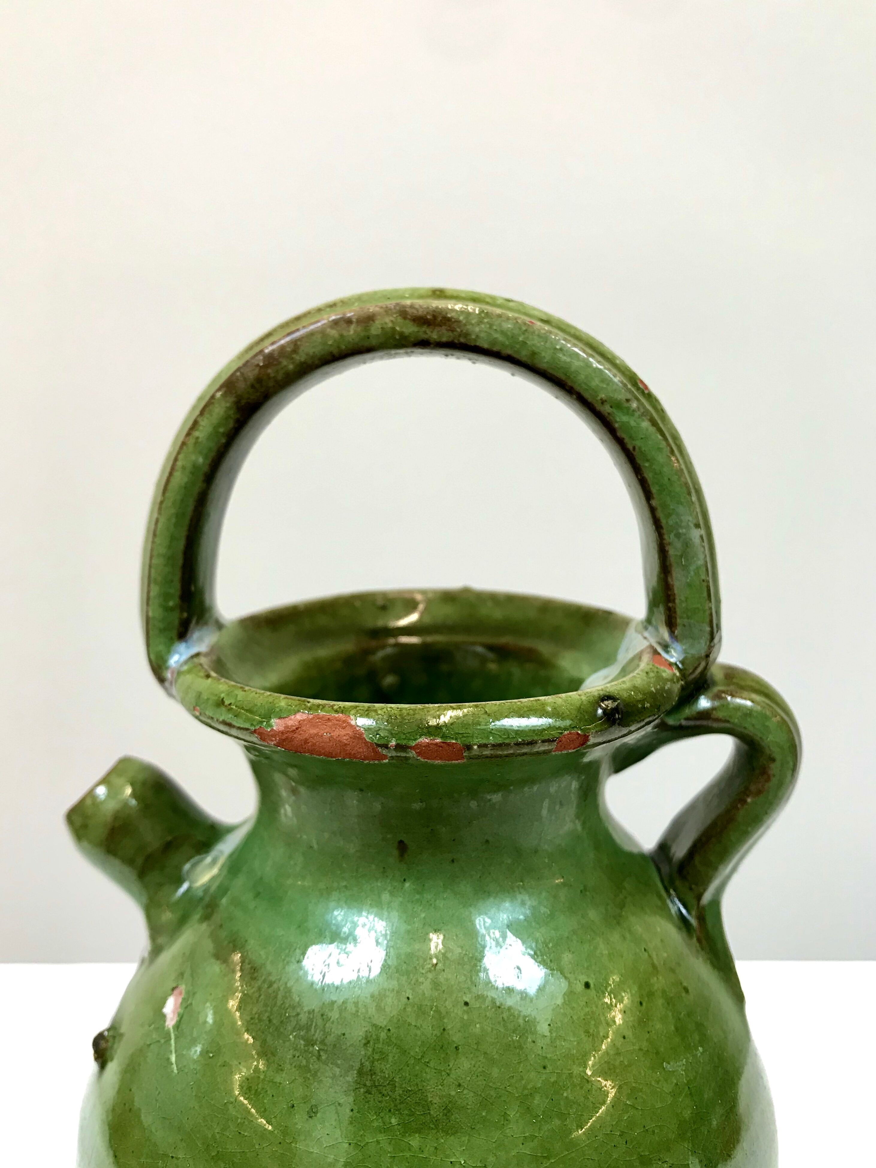 Green terracotta gargoulette