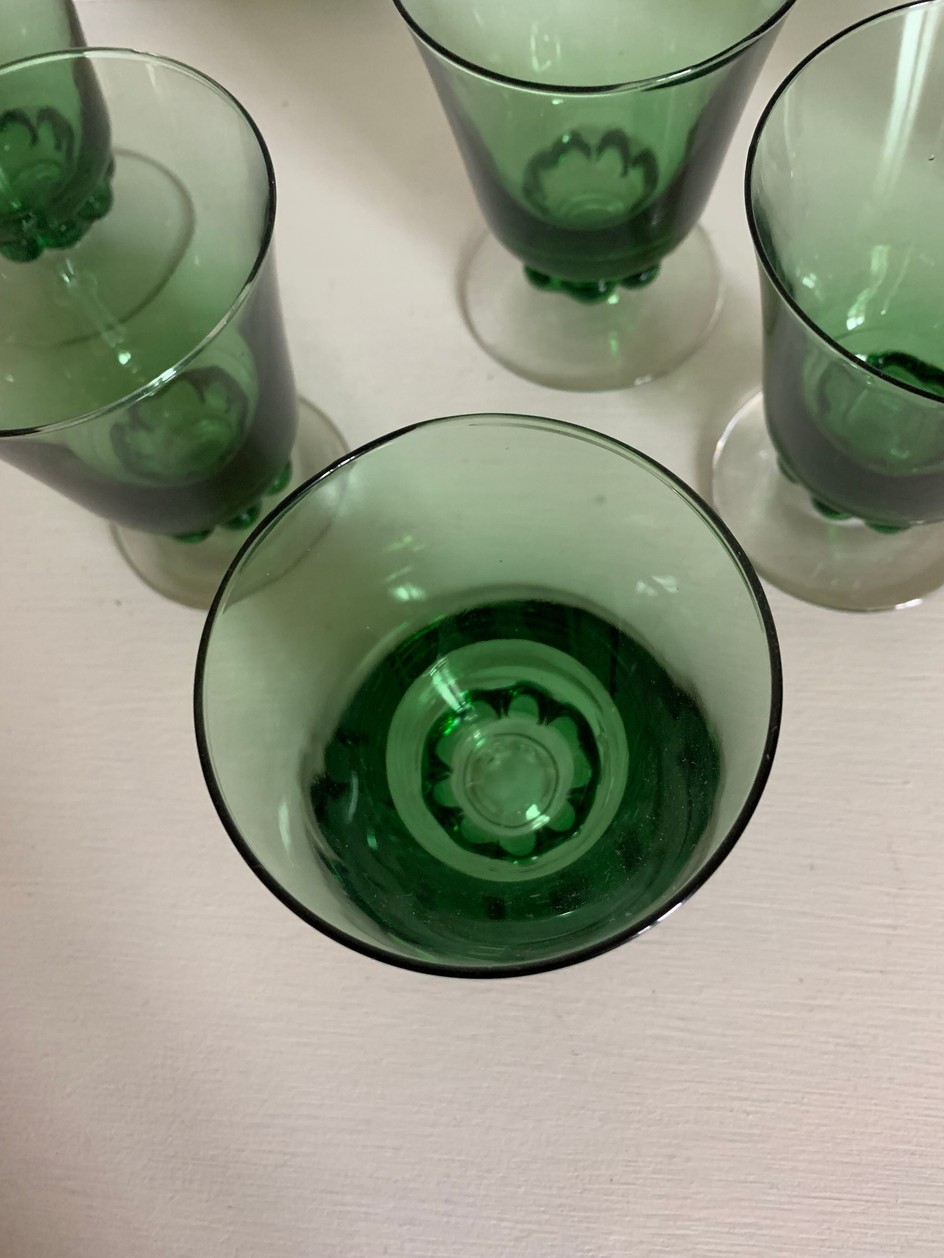 6 colored art deco glasses