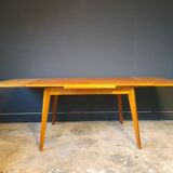 Table à manger style scandinave vintage