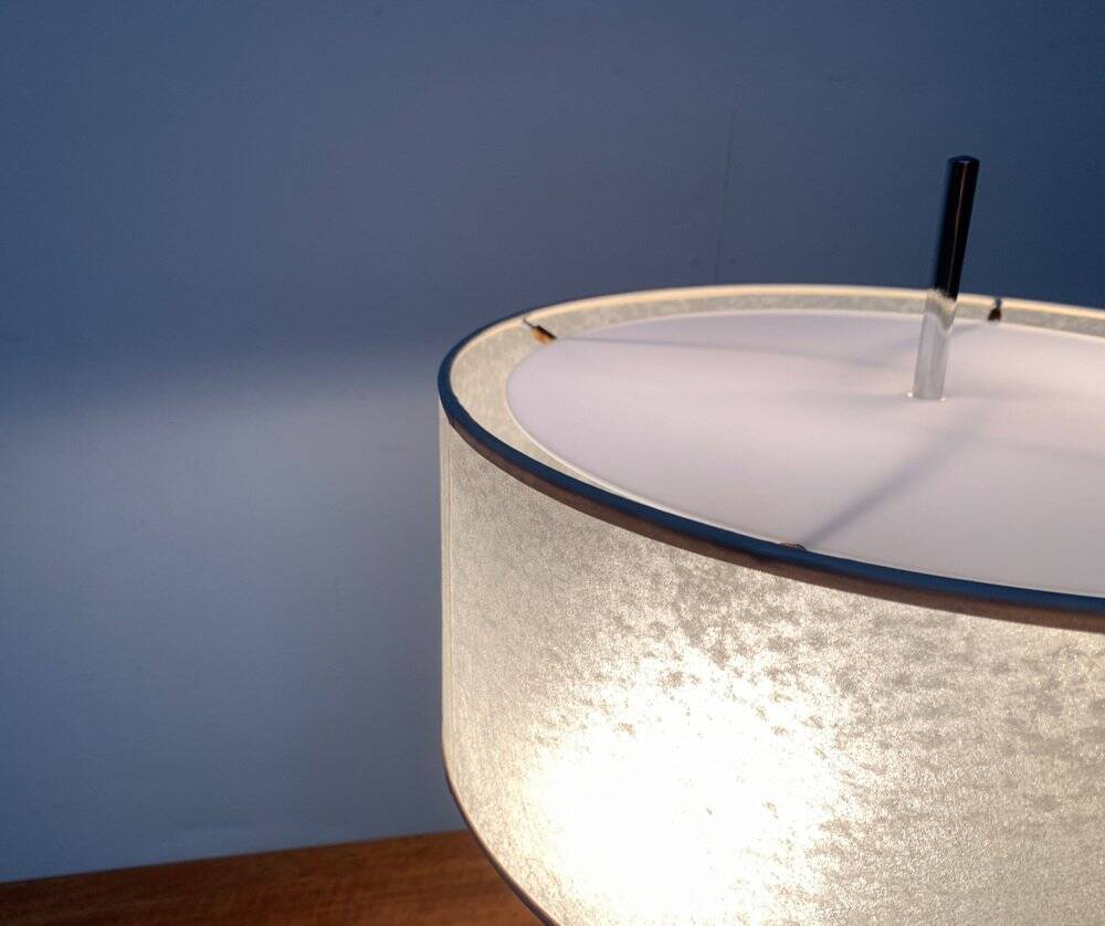 Mid-century minimalist table lamp