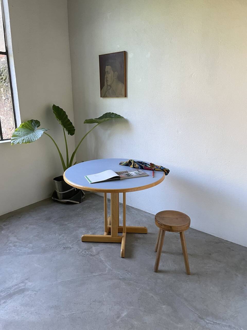 80s round beech table