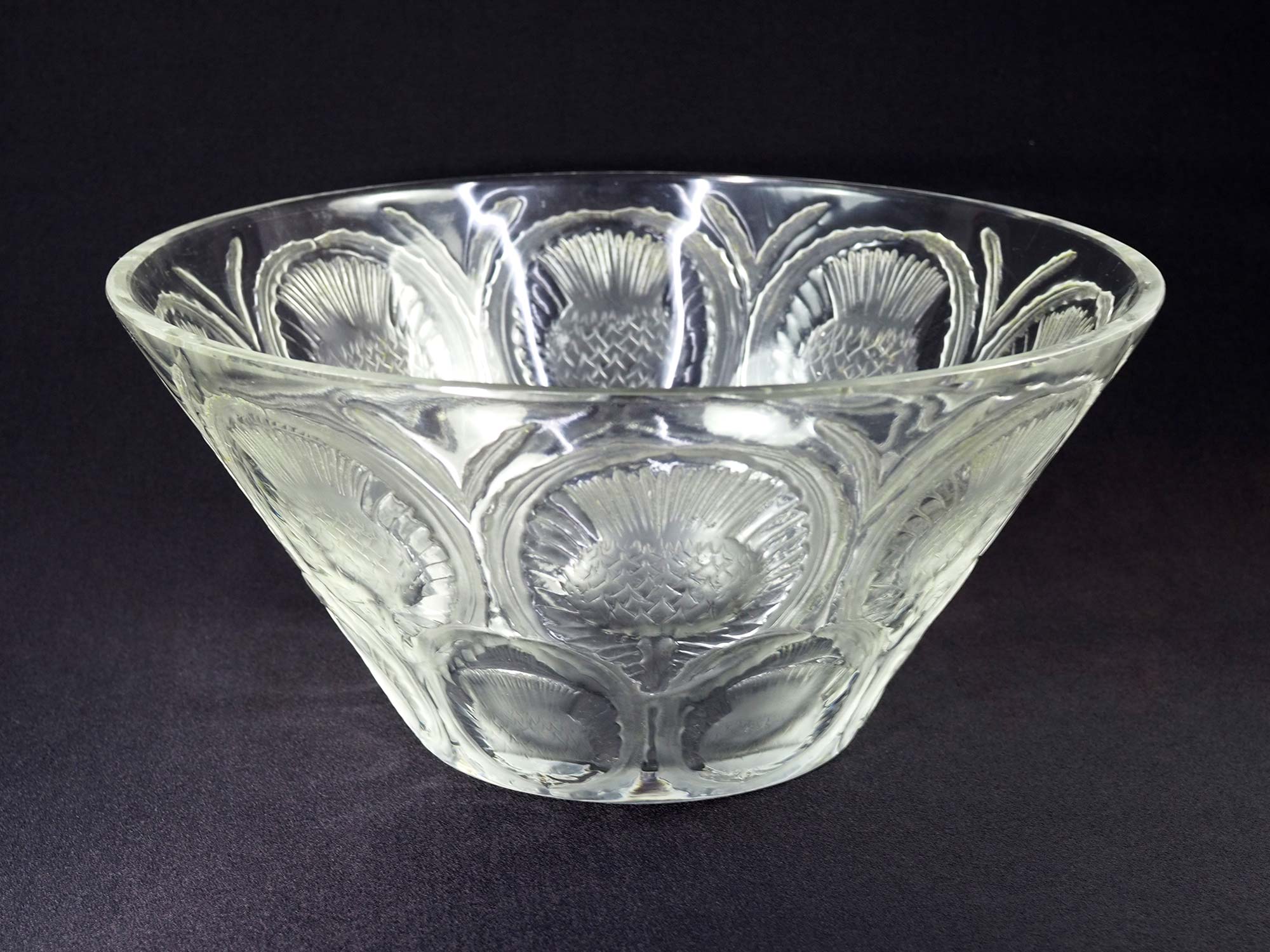 Coupe Lalique Crystal Cut decoration Thistles Master Piece-Circa 1960s