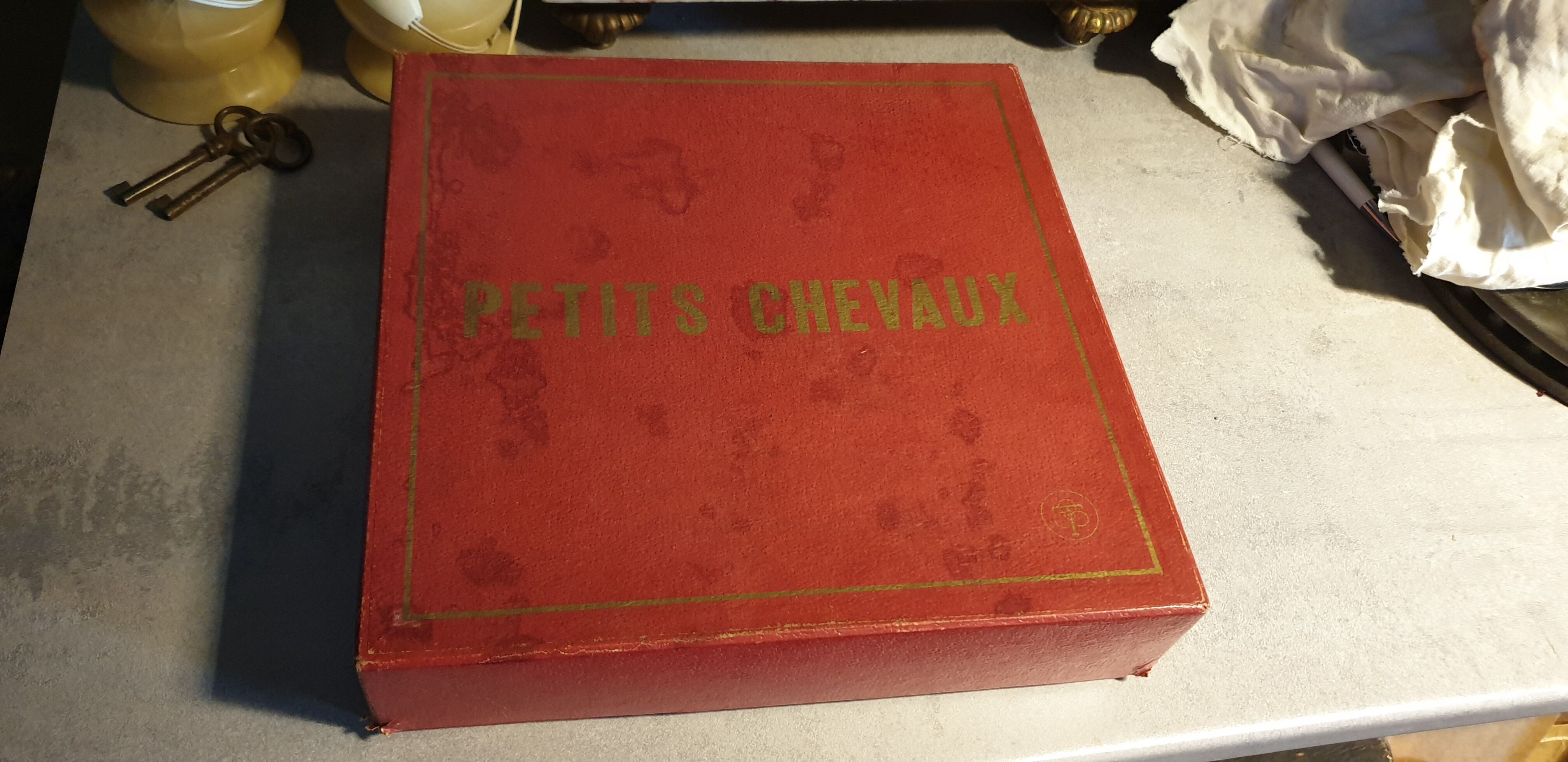 Board game -small horses-