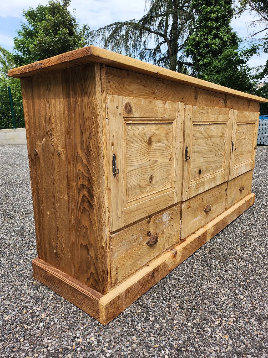 Old trade furniture with 3 drawers and 3 doors