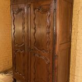 Louis XV walnut wardrobe - 18th century