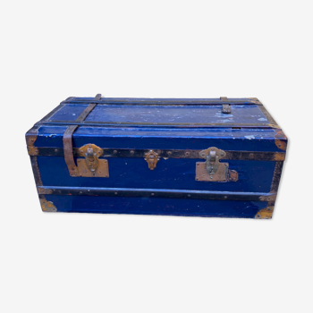 Storage box