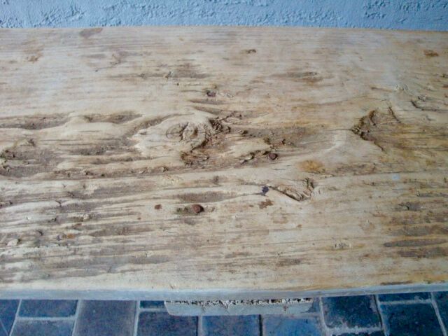 Table of washerwoman