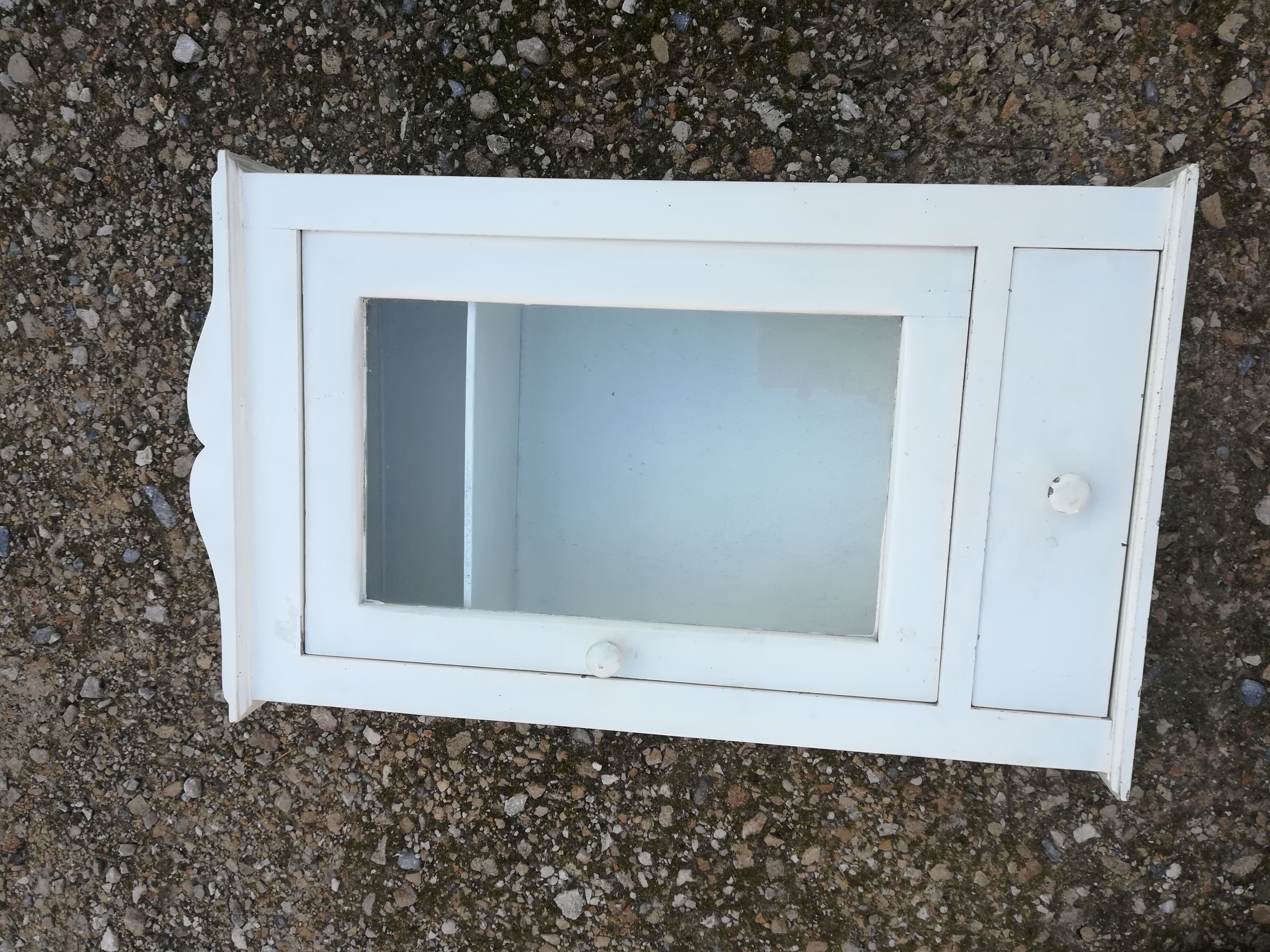 Armoire de toilette