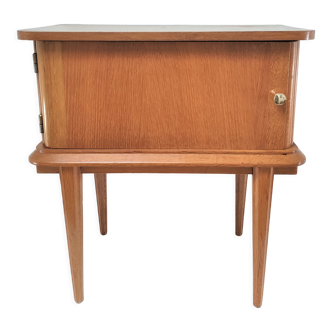 Bedside wood feet tapered 60s