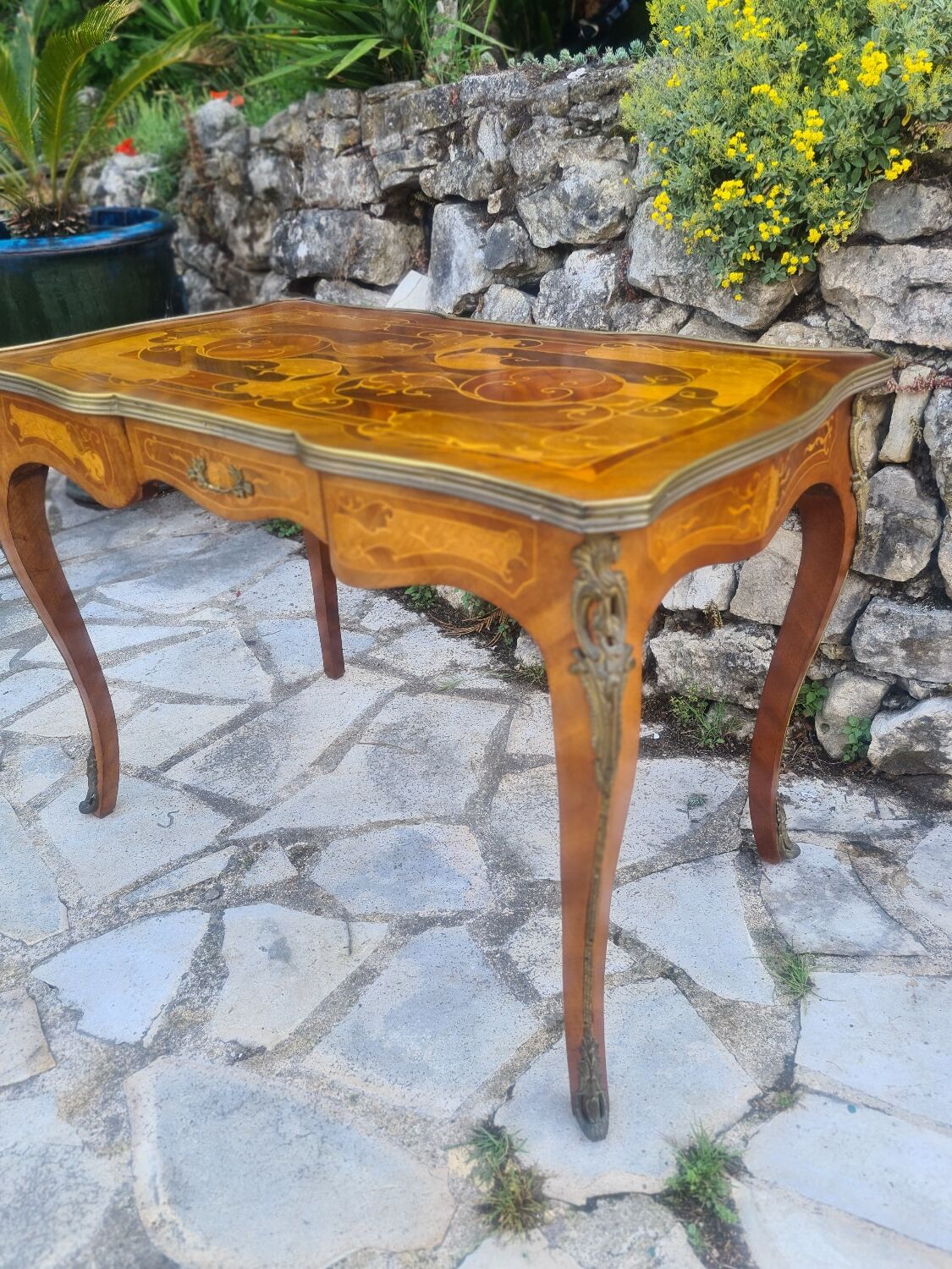 Louis XV style flat desk in marquetry