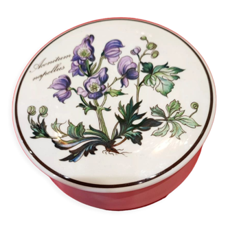 Villeroy and Boch bonbonnière