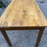 Farm table