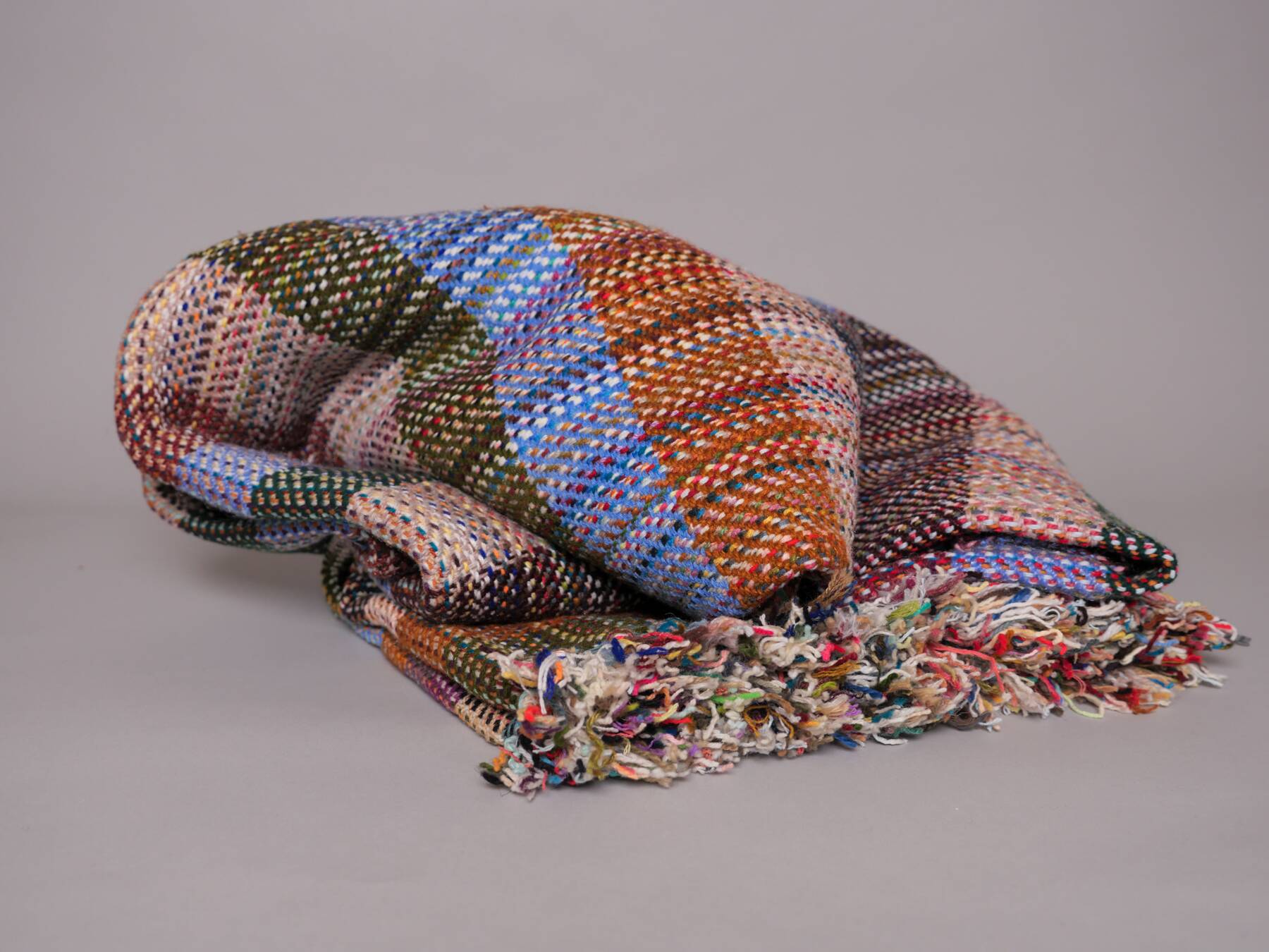 Khadi blanket, hand-woven from recycled wool by Storie