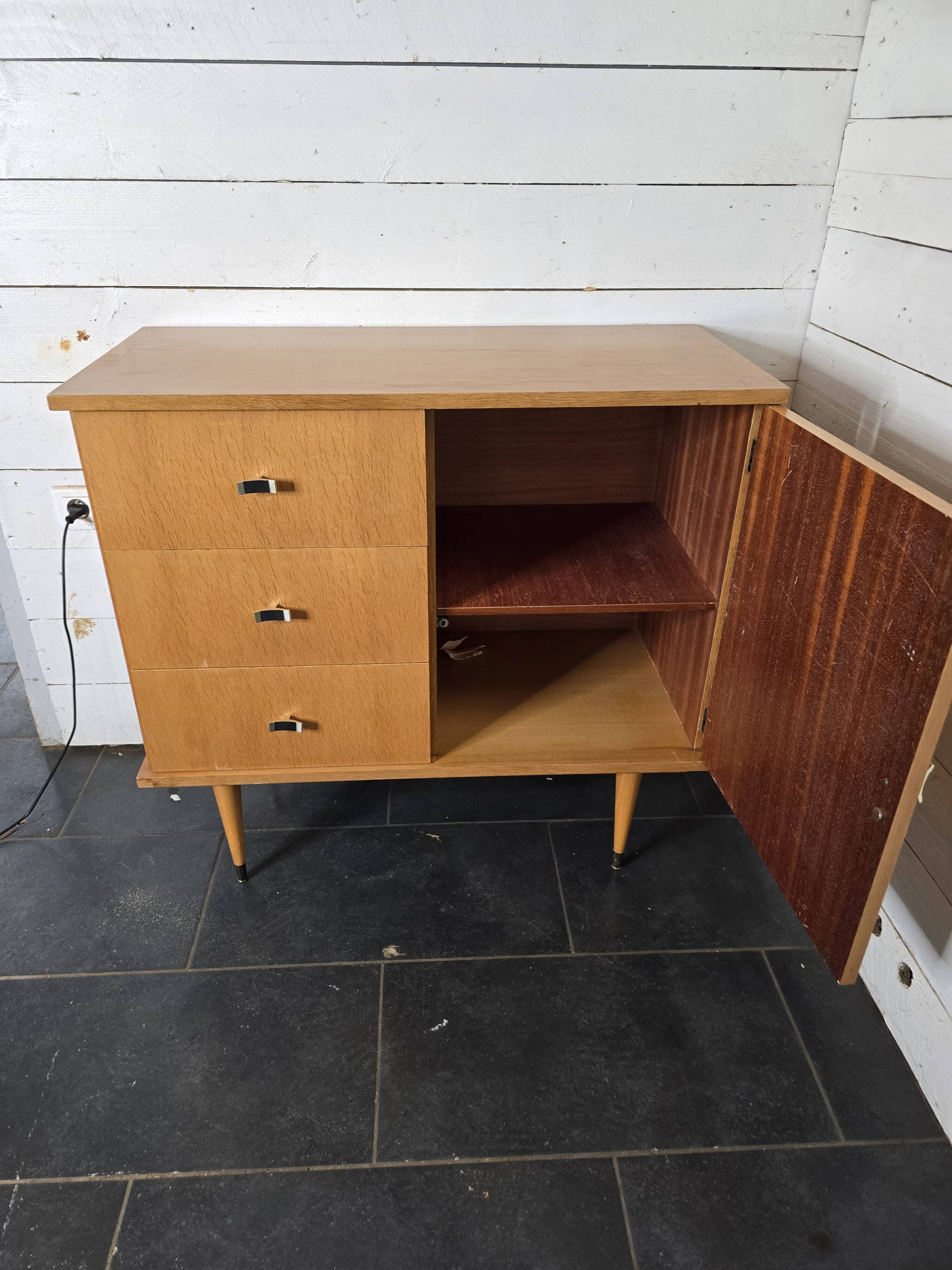 Commode en chêne, années 60