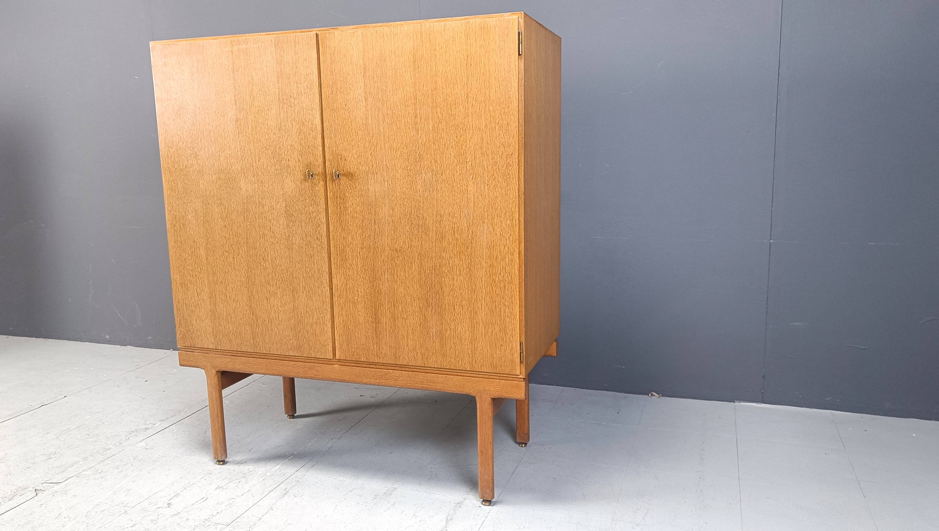 Vintage cabinet by Jos De Mey for Vandenberghe Pauvers, 1960s