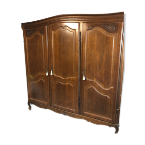 armoire en chêne