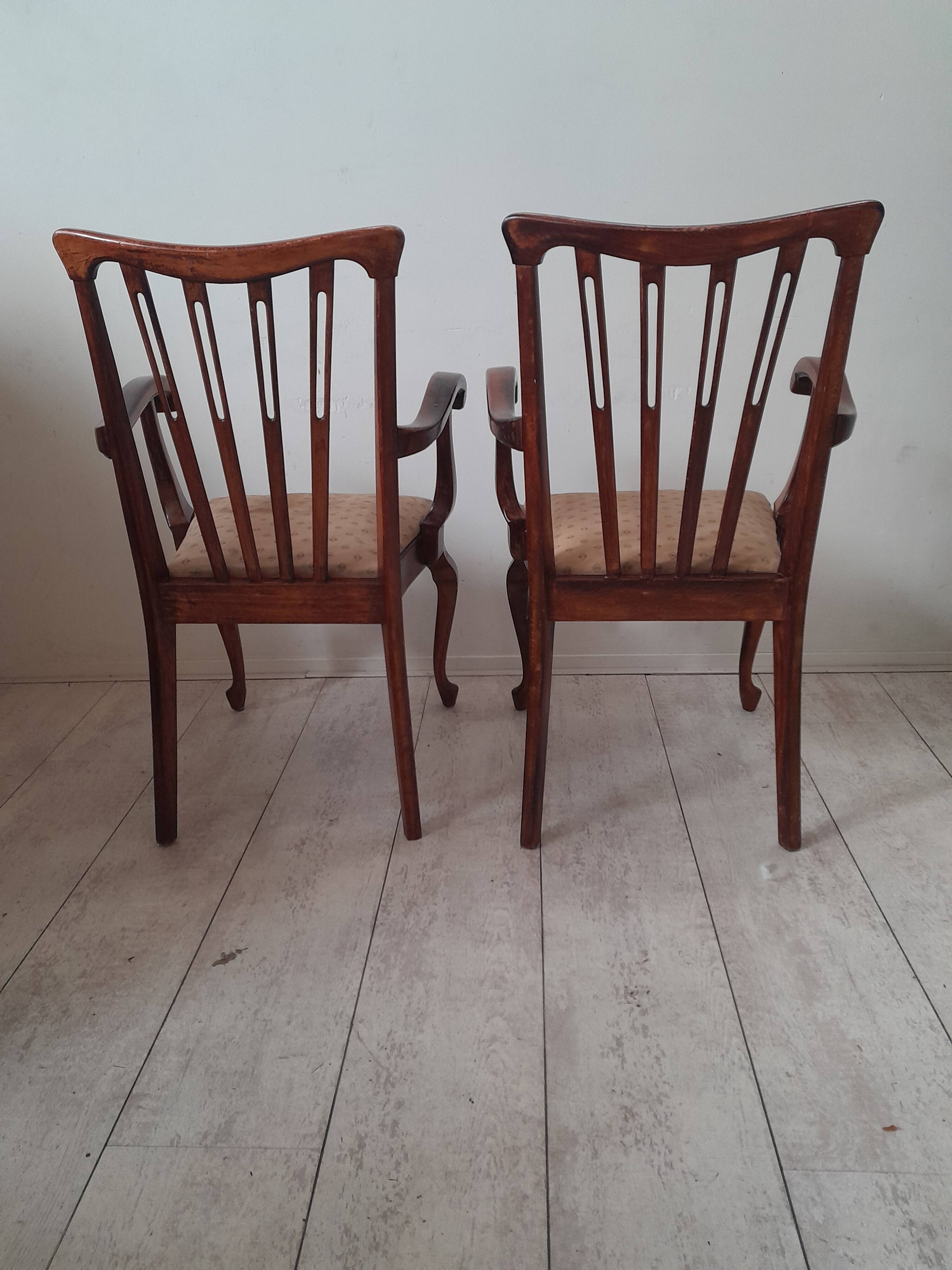 Paire de fauteuils de style Queen Anne originaux