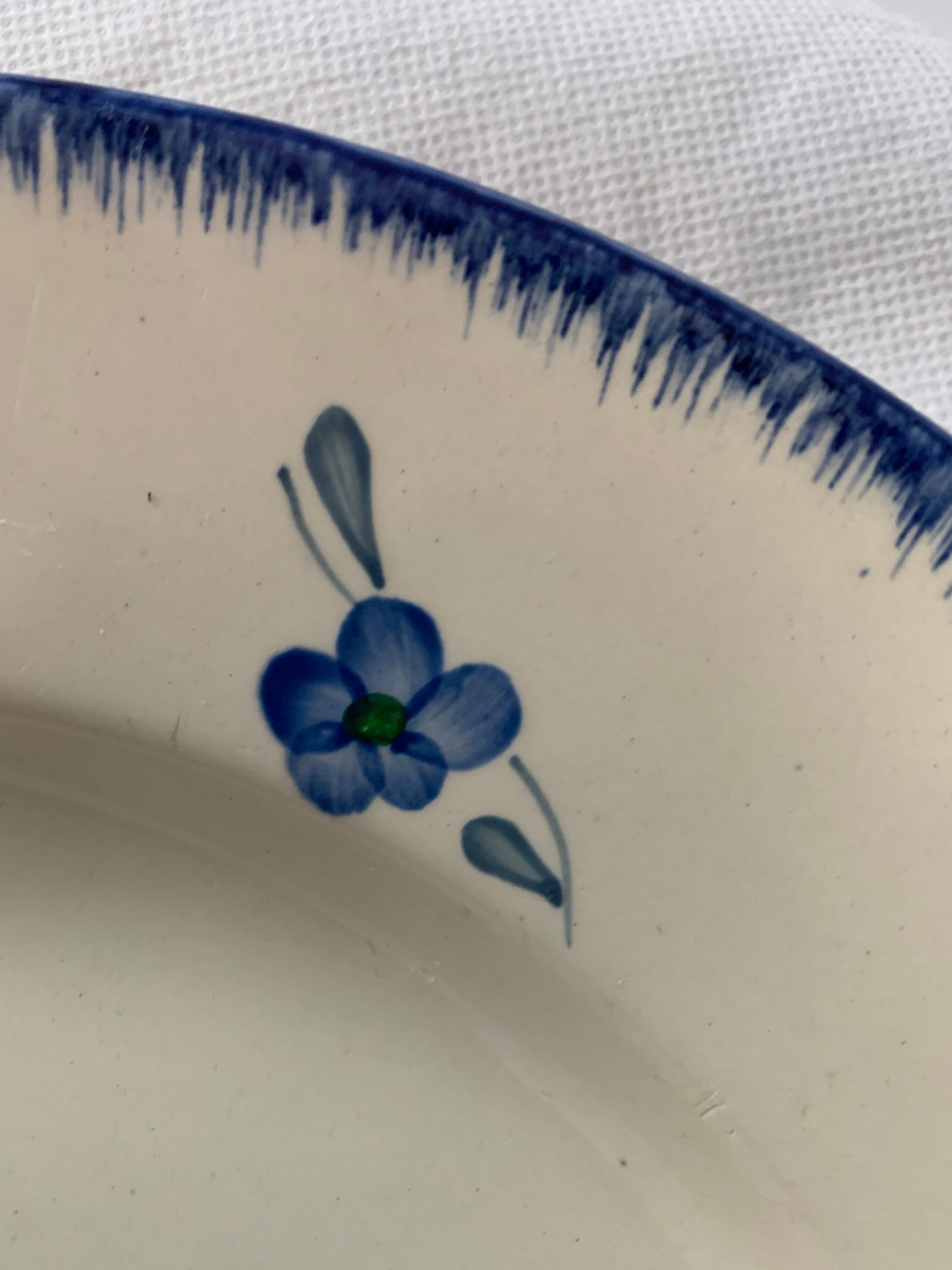 Set de 2 plats Mary Lou Digoin Sarreguemines 20 ème siècle