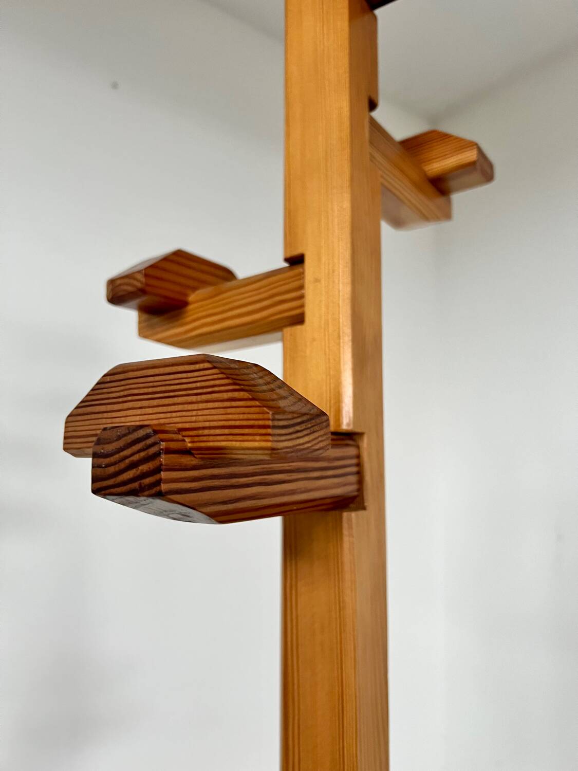 Old designer pine coat rack from the 60s in chalet wood