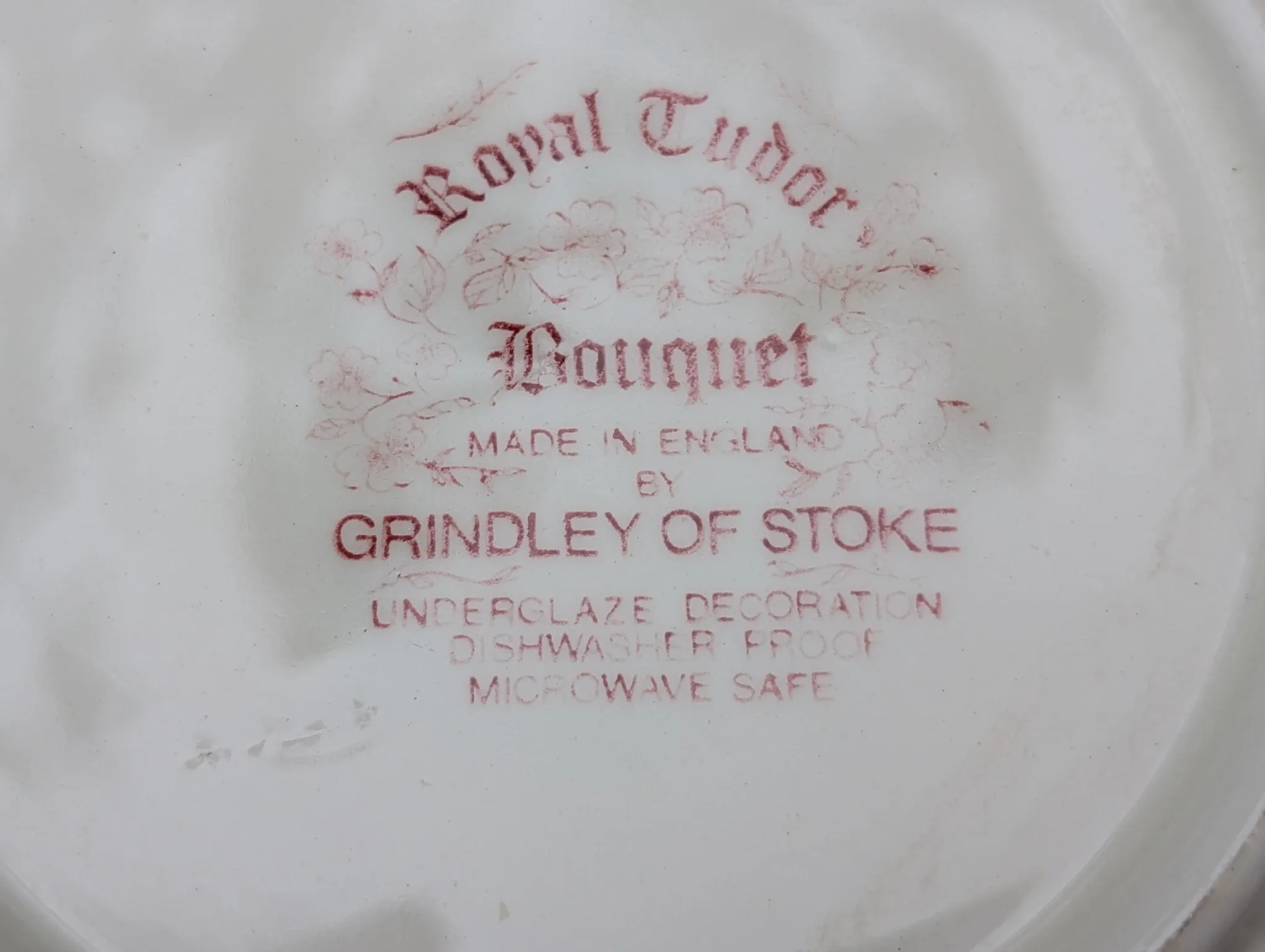 English plate and salad bowl duo