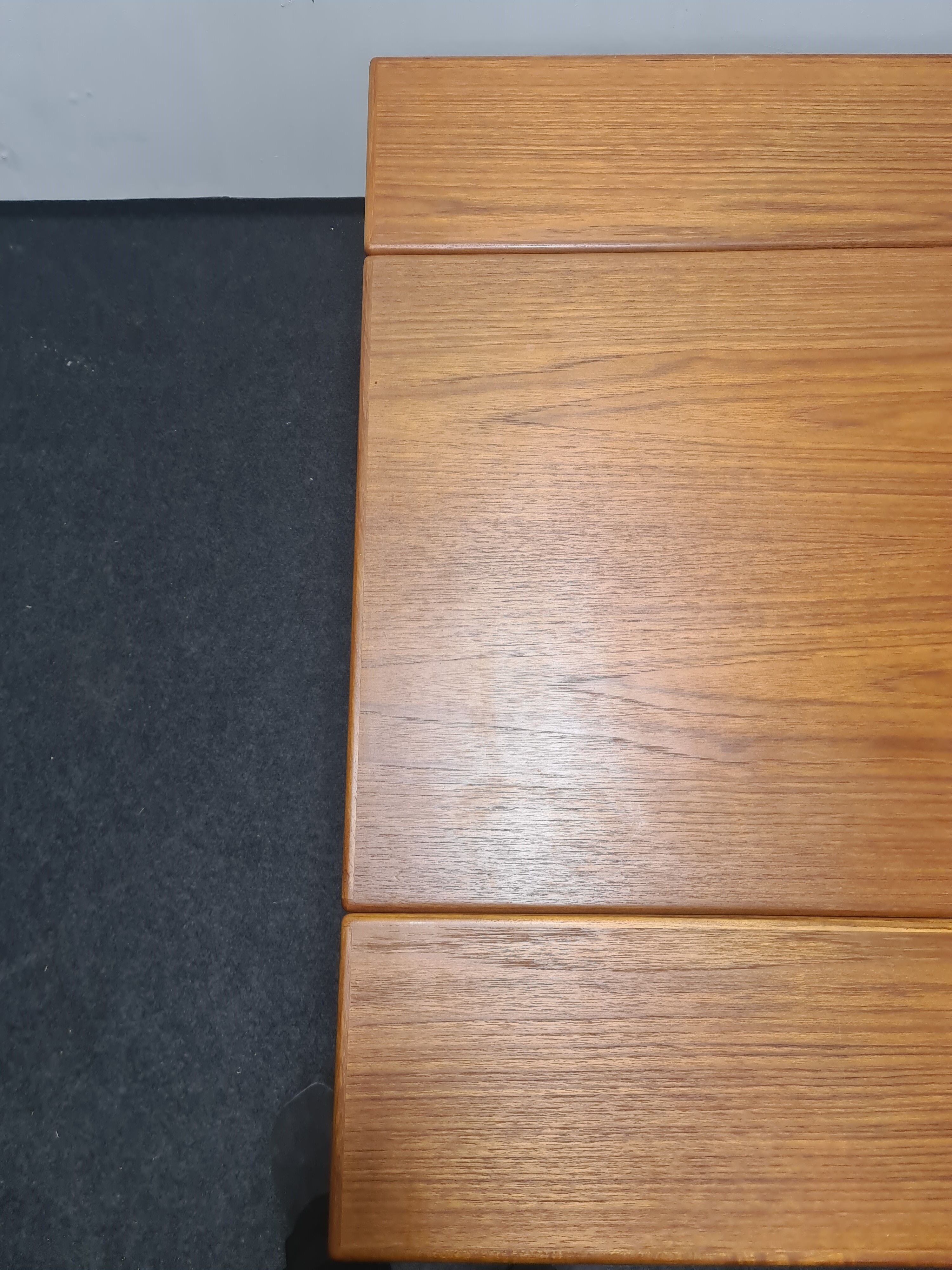 Danish adjustable teak coffee table, Kai Kristiansen