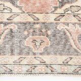 Pale Red & Cream Classic Vintage Rug, 202x325Cm