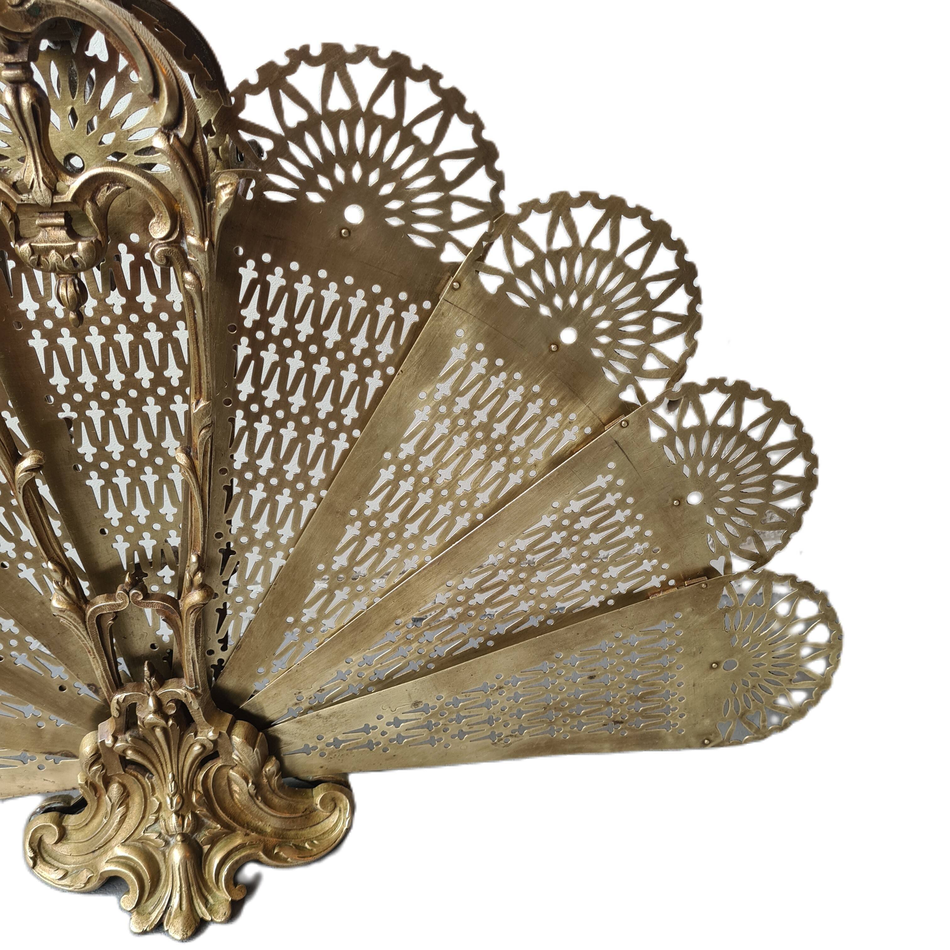 Classic French Brass/Bronze Peacock Fire Screen, Late 19th Century
