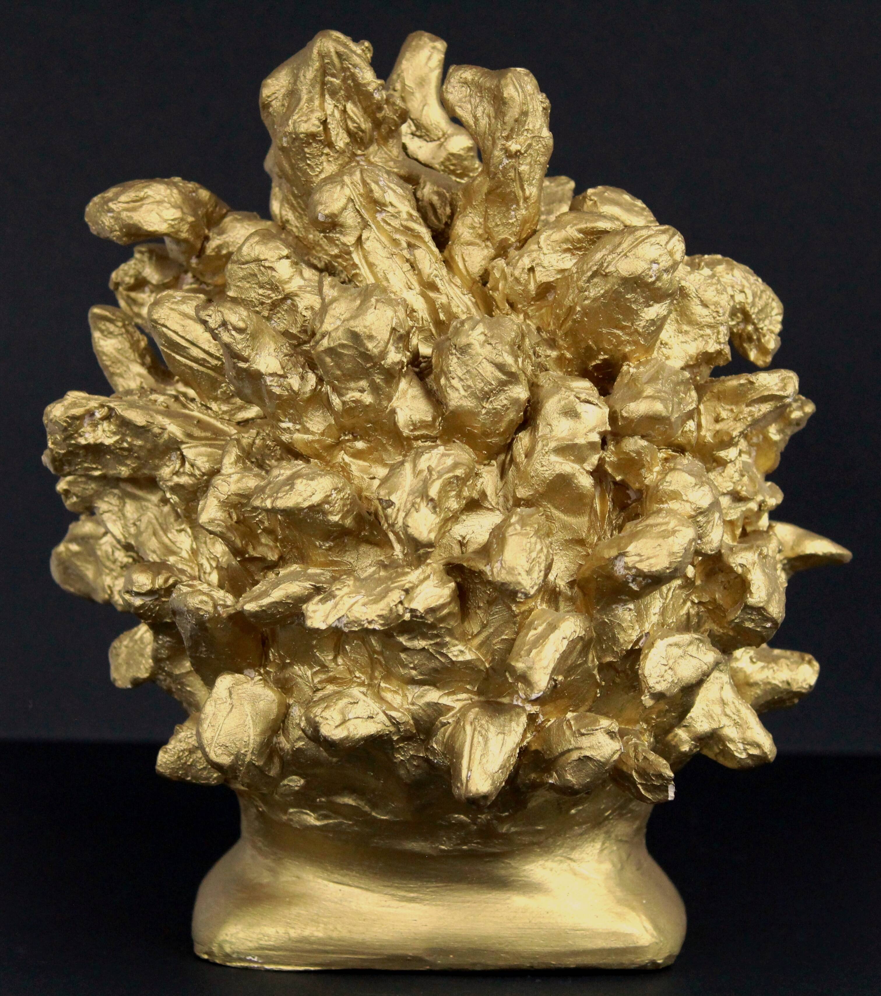 Head plaster gold paint