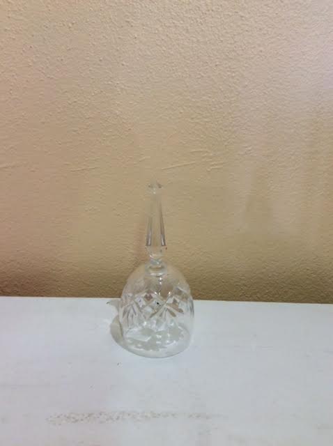 Sonnette de table en cristal