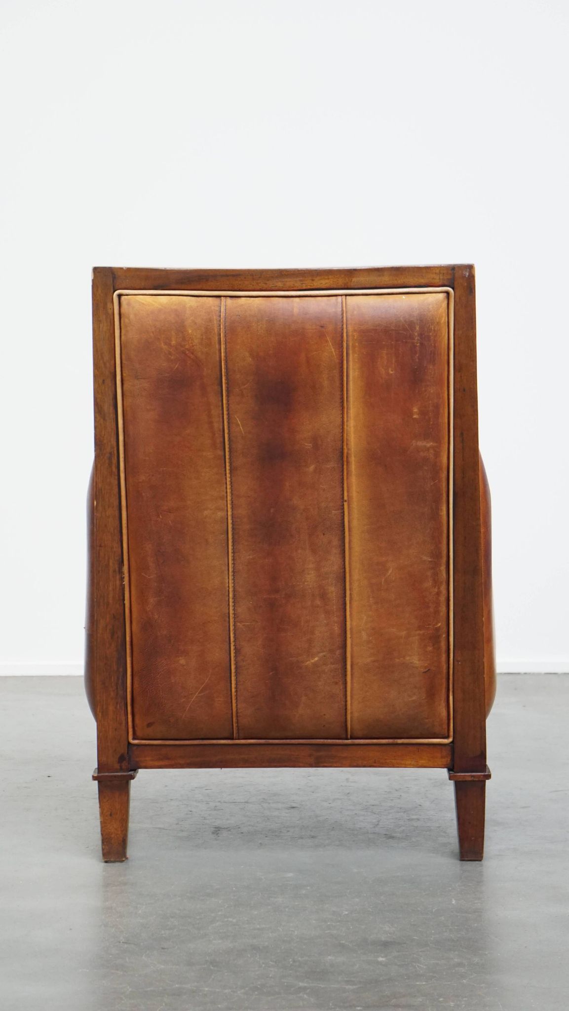 Cognac-Colored Sheepskin Leather Art Deco Design Chair Combined with Wood