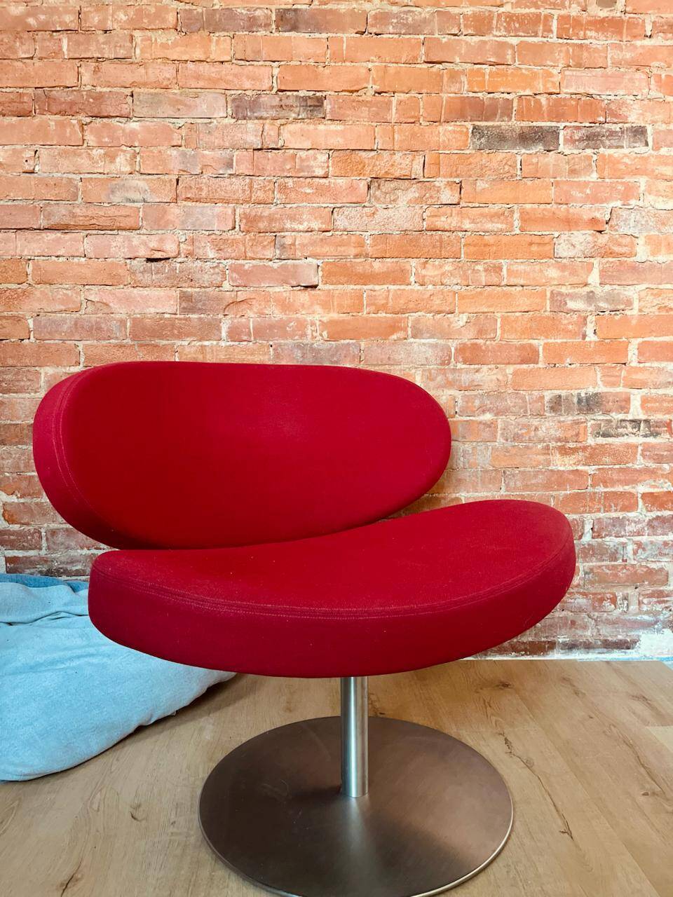 Cappellini 'Sunset' swivel armchairs, Christophe Pillet, 1997