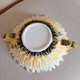 Sunflower-shaped bowl with handles