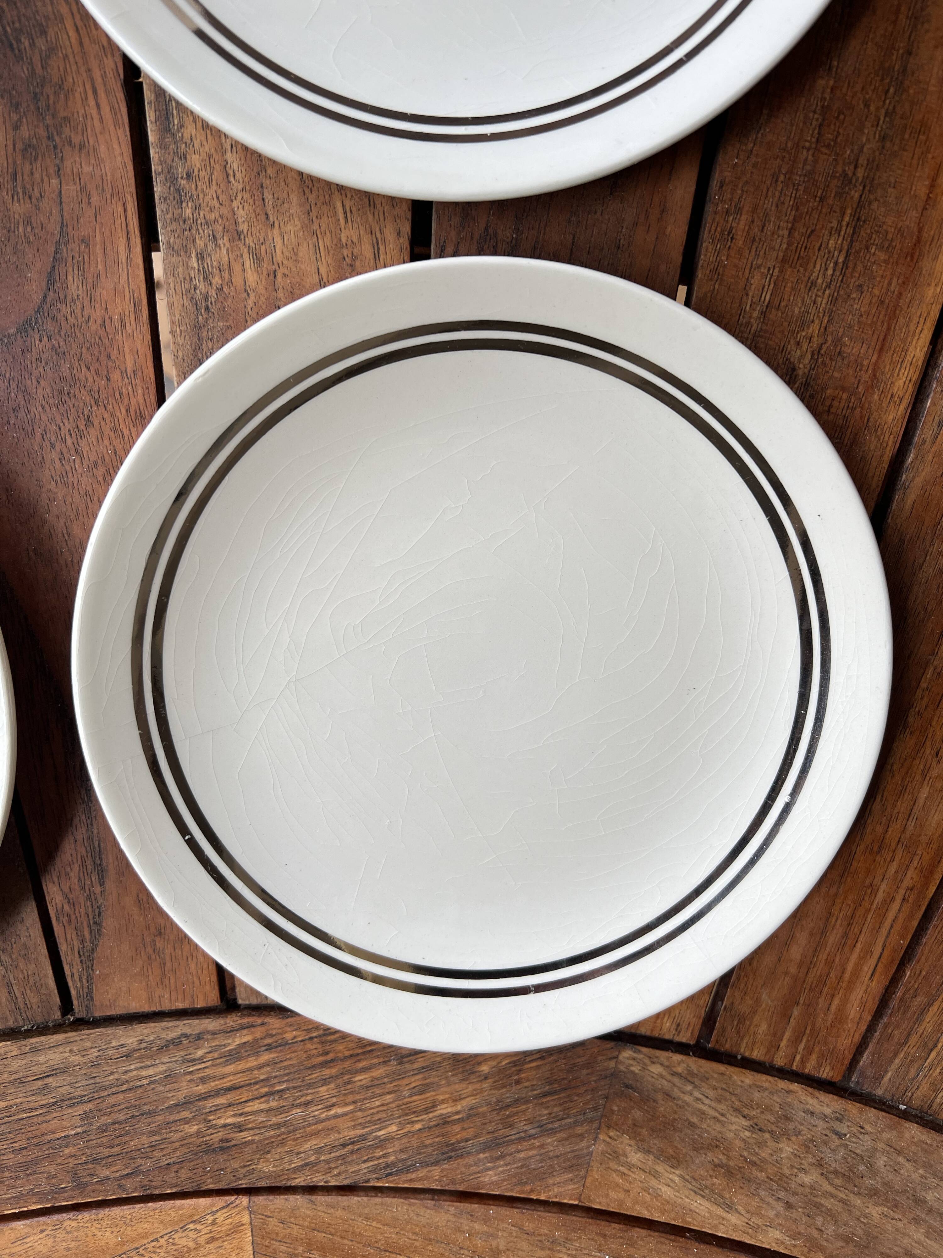 5 vintage Gien dessert plates, model 4607