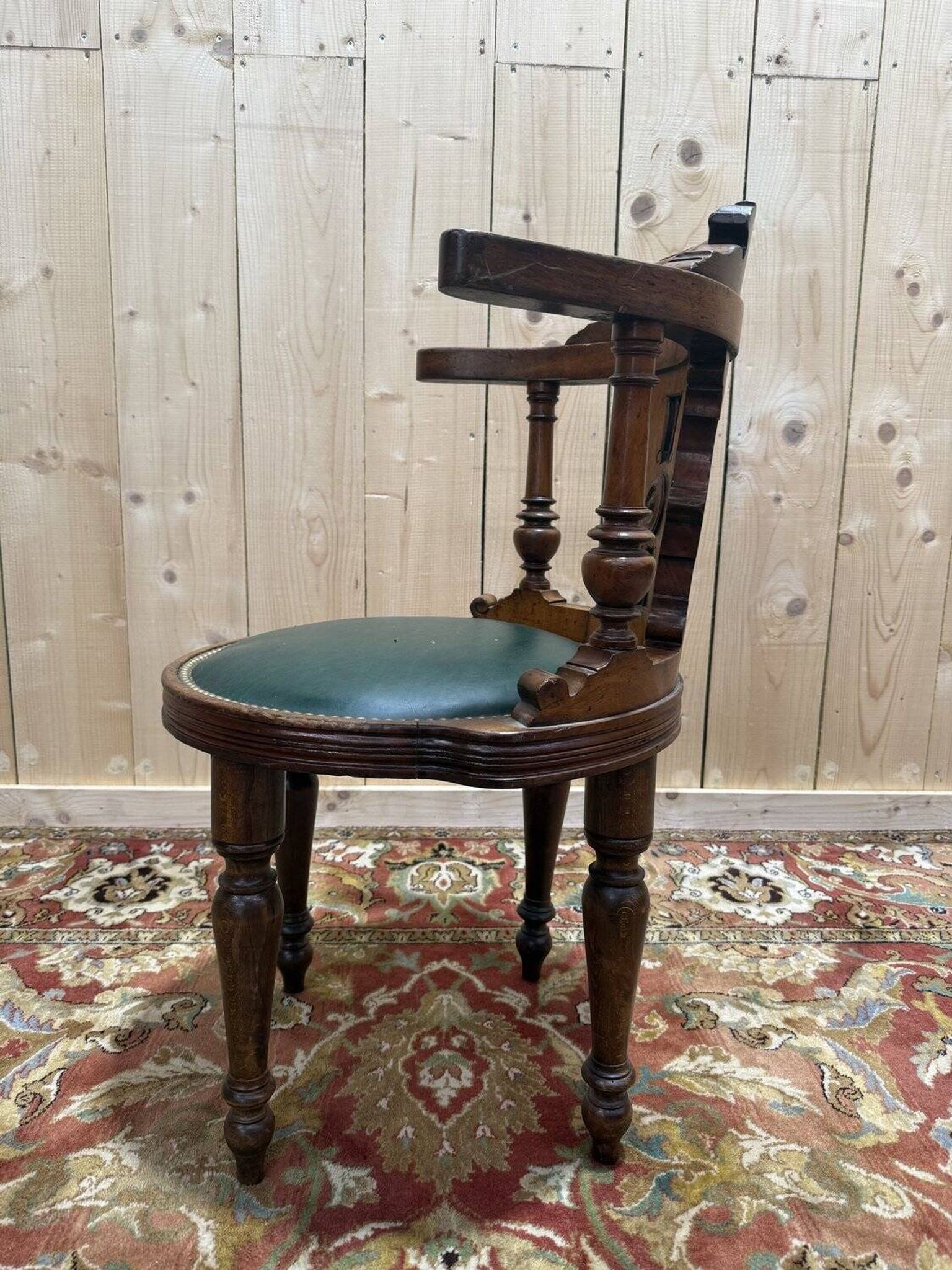 Fauteuil de bureau à en noyer Napoléon III