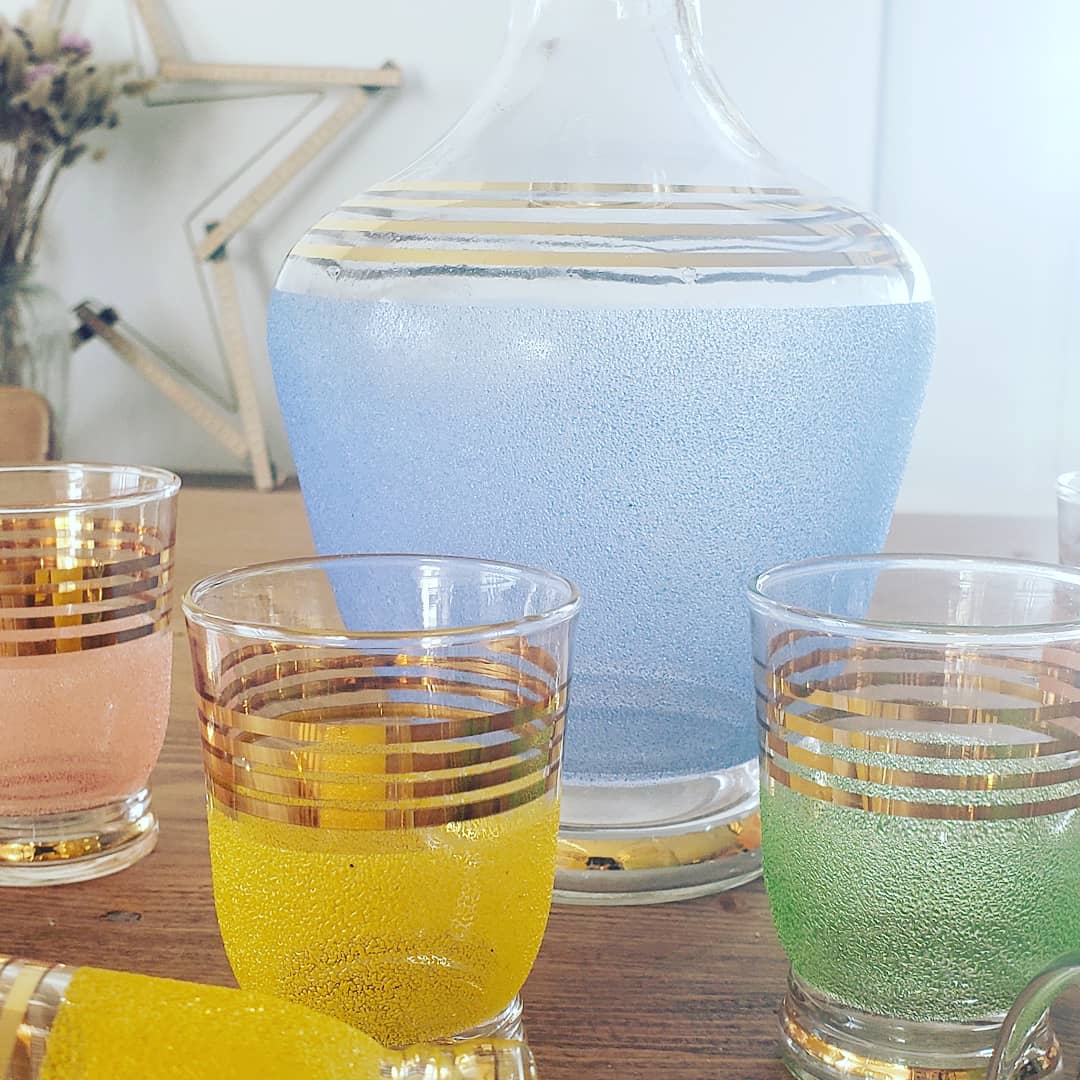 Multicolored glass liquor service