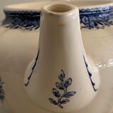 Old teapot with blue and white lid Villeroy and Boch Burgenland