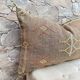 Housse de coussin en soie marocaine à motif cactus : Coussin brodé berbère