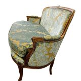 Vintage baroque two-seater canapé