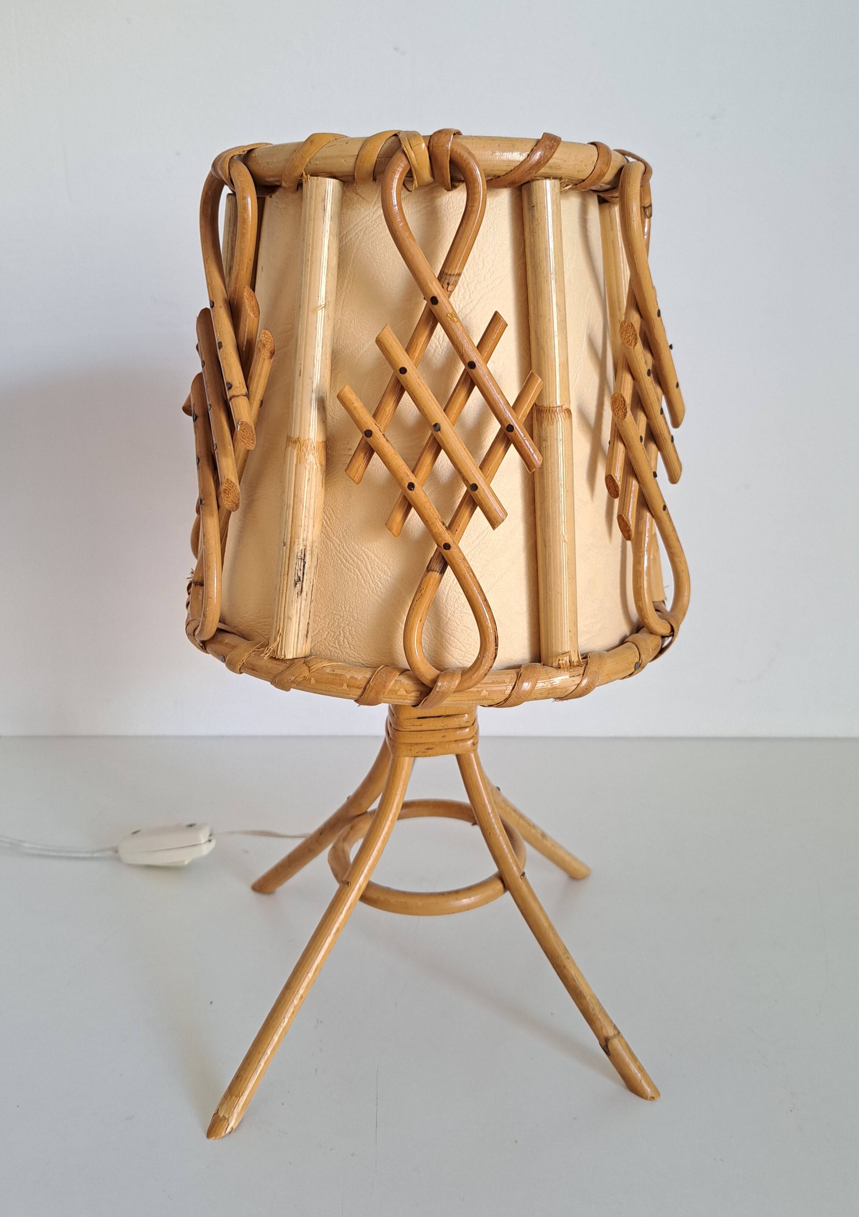 Bamboo bedside lamp