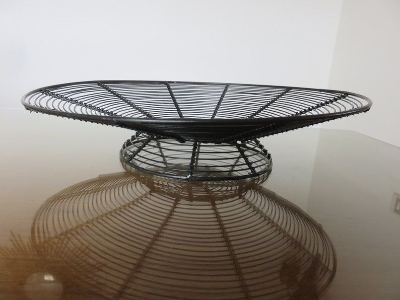 Modernist fruit basket, minimalist in black lacquered metal 1960