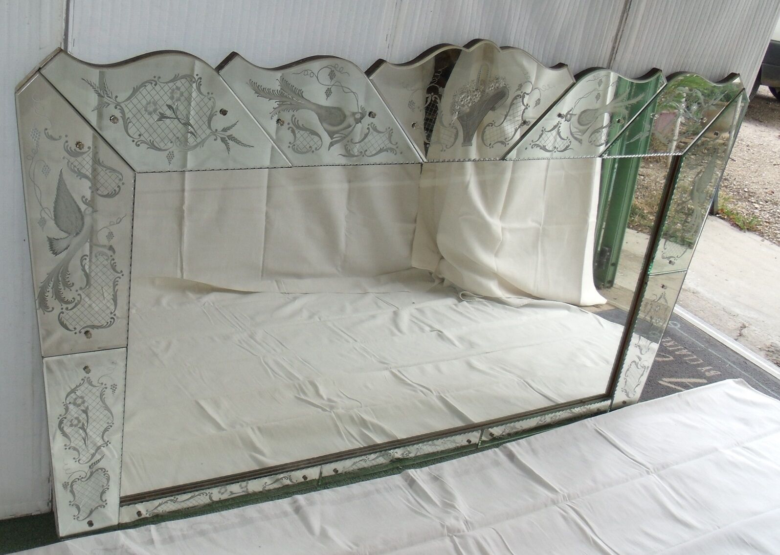 Very large Venetian mirror 180x100cm