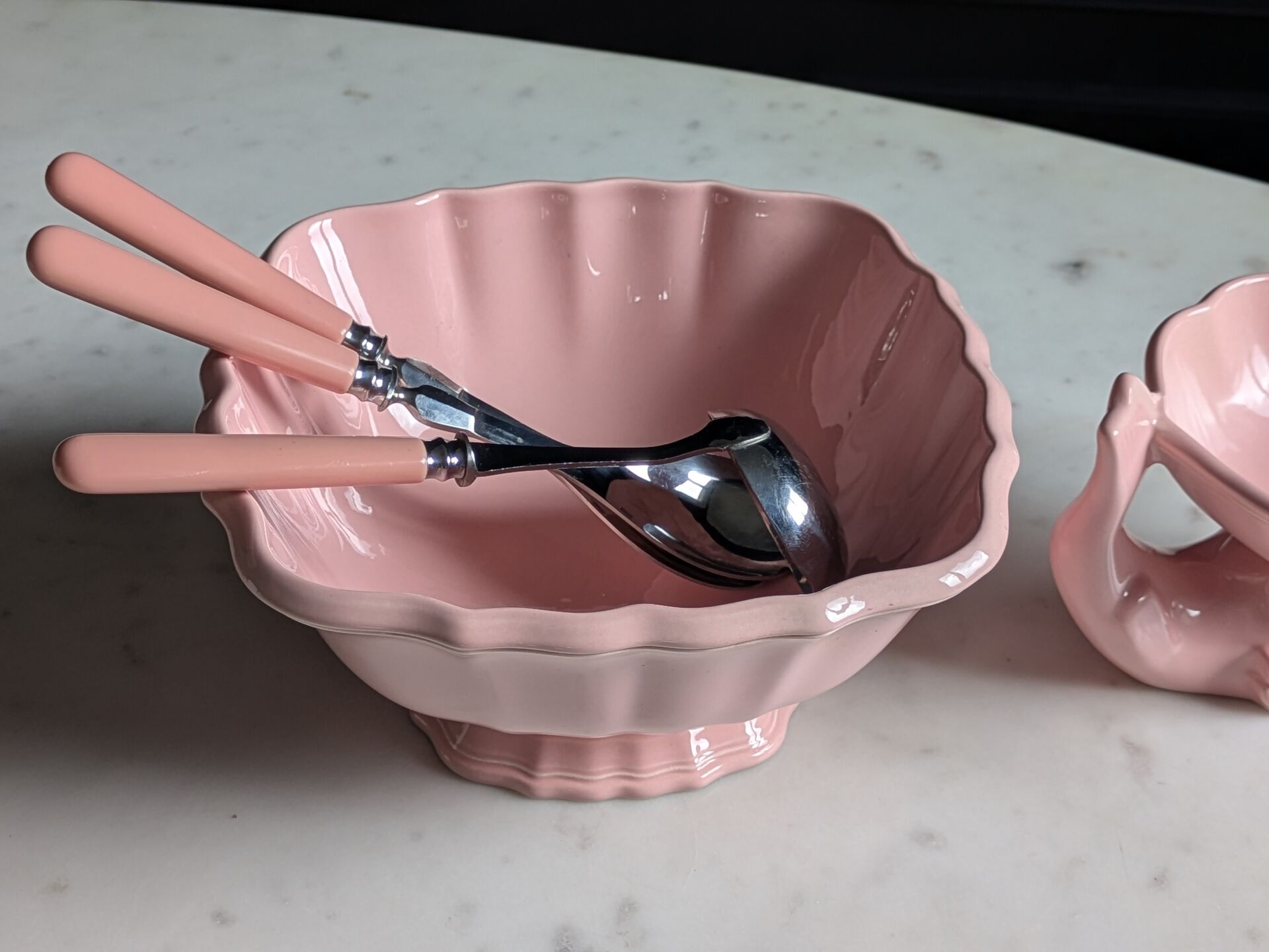 Vintage powder pink earthenware duo. Salins les Bains. 1950s.