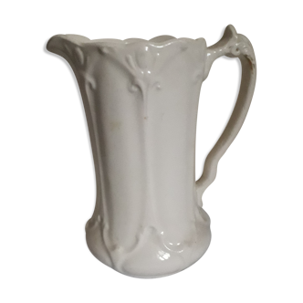 Broc to water white earthenware nineteenth