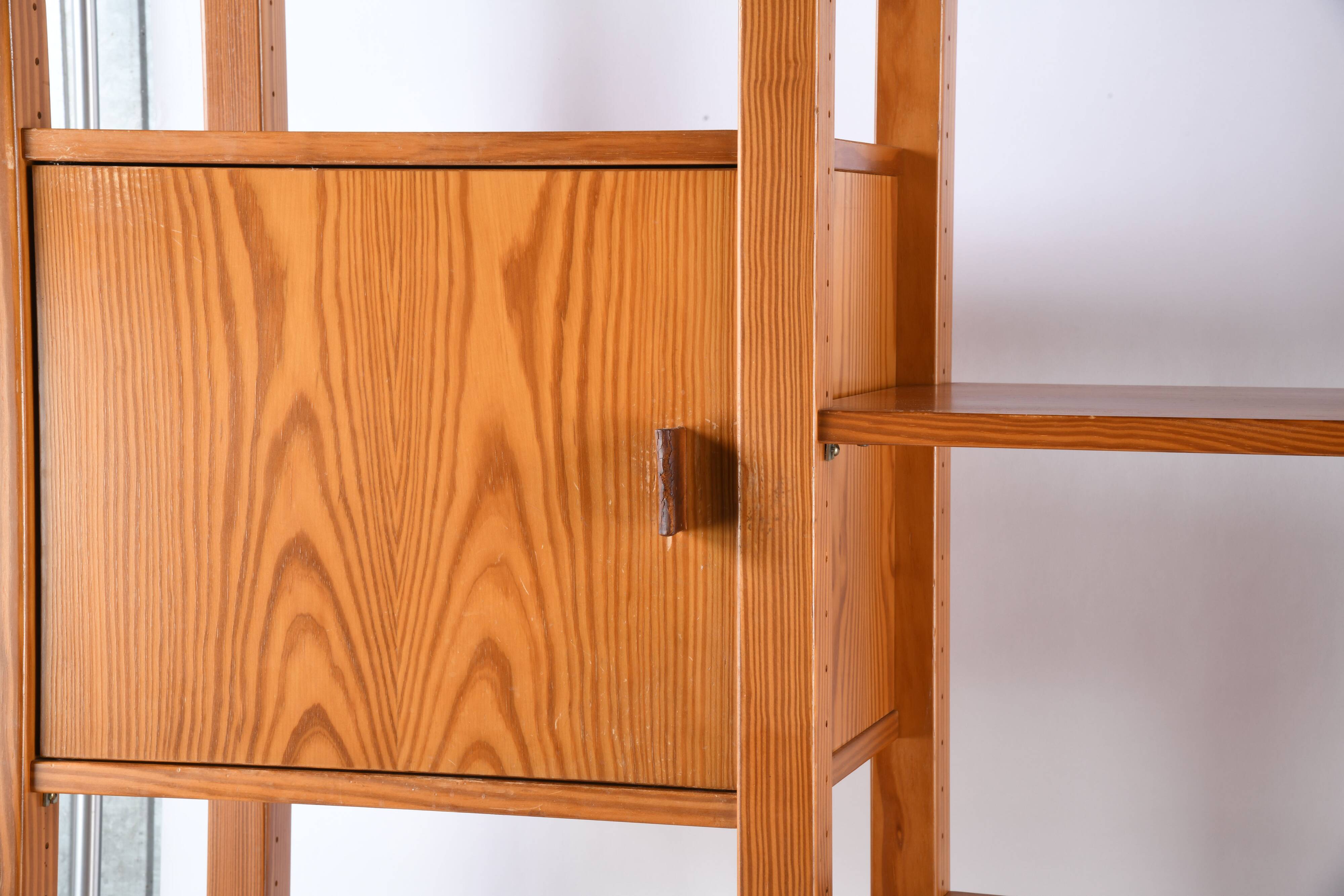 Pine bookshelf library