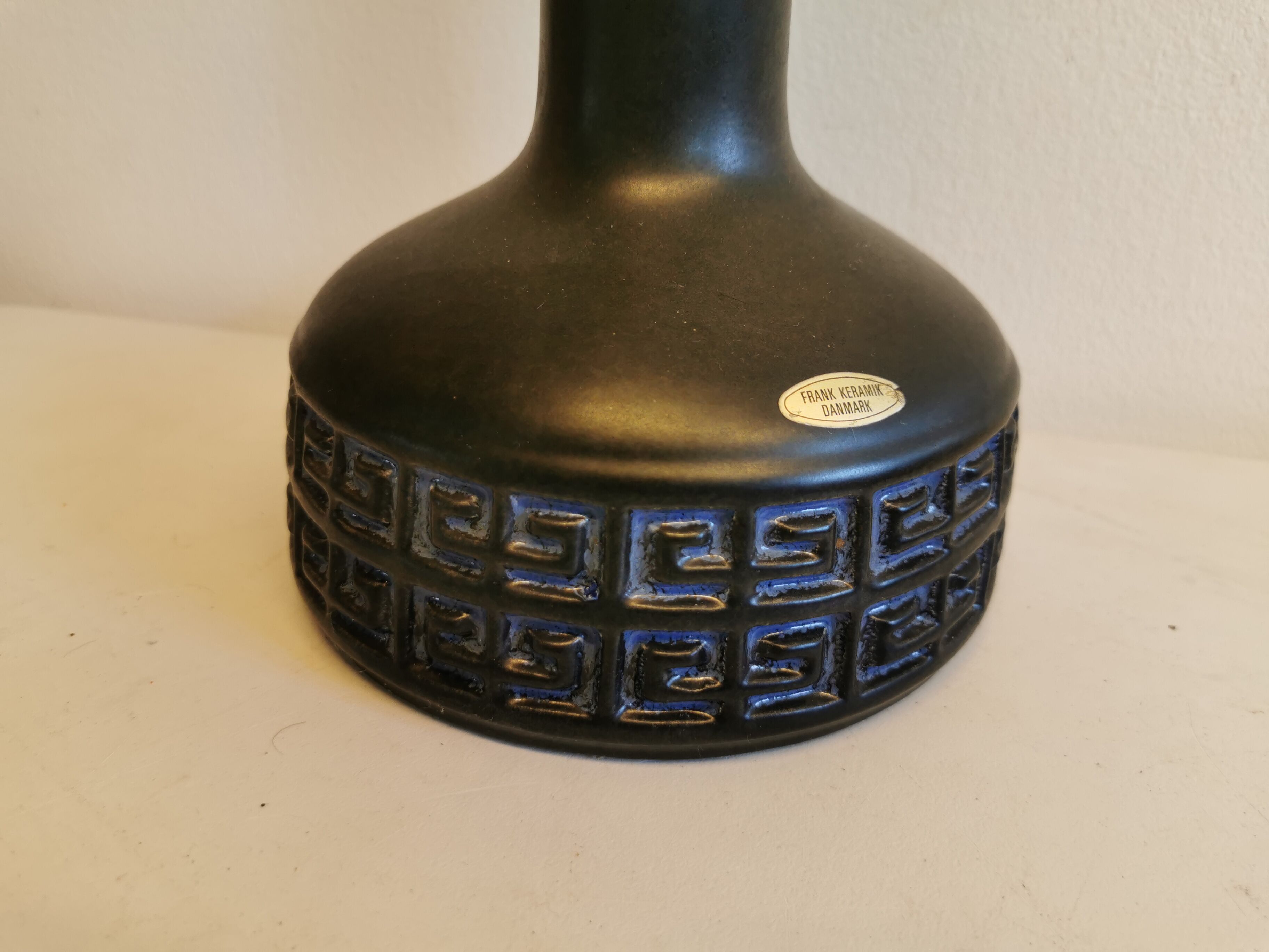 Ceramic table lamp, made by Franck Keramik Danmark.